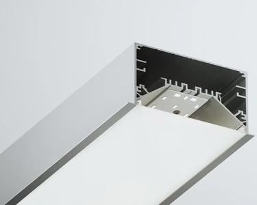 Изображение Встраиваемый светодиодный светильник LINER V100 с декоративной рамкой