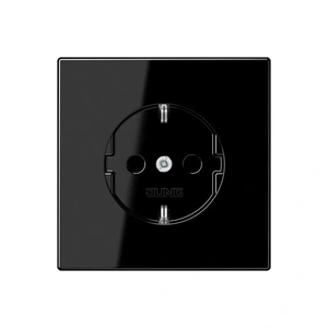 Изображение Розетка с заземлением и шторками 16А 250В LS-design черный глянец LS1520KISW Jung